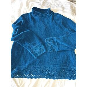 Designers Studio Original Size 2X . 100% Acrylic. Lace Bottom And Cuffs....‎